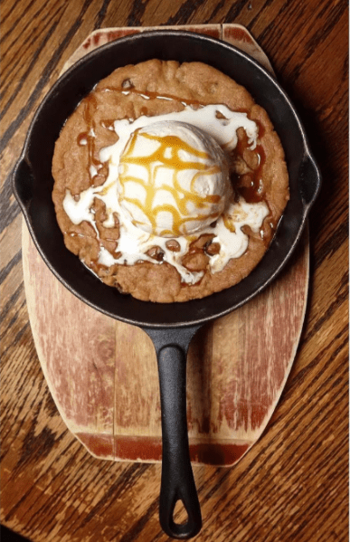 skillet chocolate chip cookie from blue dragon