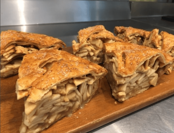 slices of apple pie