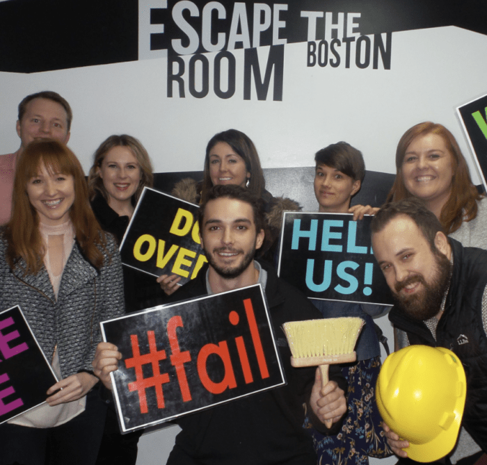 escape the room group
